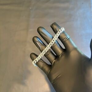 Brand New 8mm 8 Inch Silver Cuban Bracelet | VVS1 Moissanite